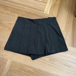 Zara grey mini skirt
